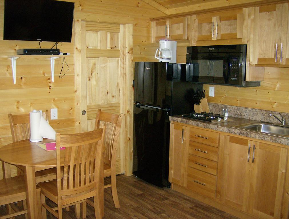 Lake Minden Camping Resort Cottage 2 Nicolaus Exterior photo