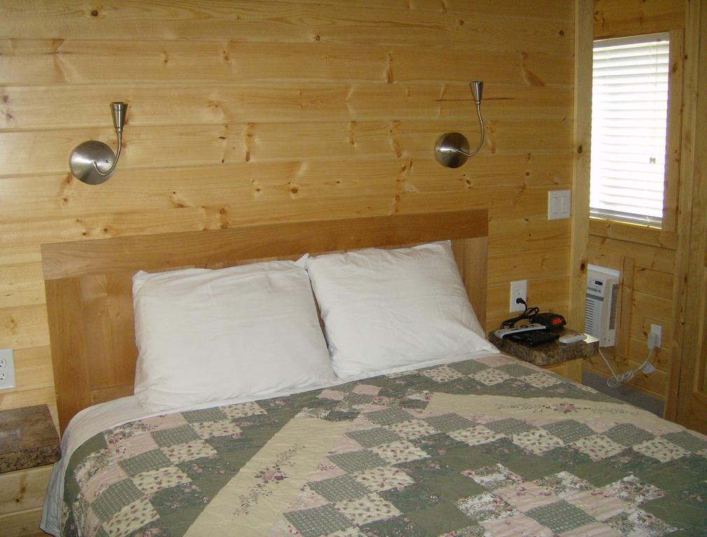Lake Minden Camping Resort Cottage 2 Nicolaus Exterior photo