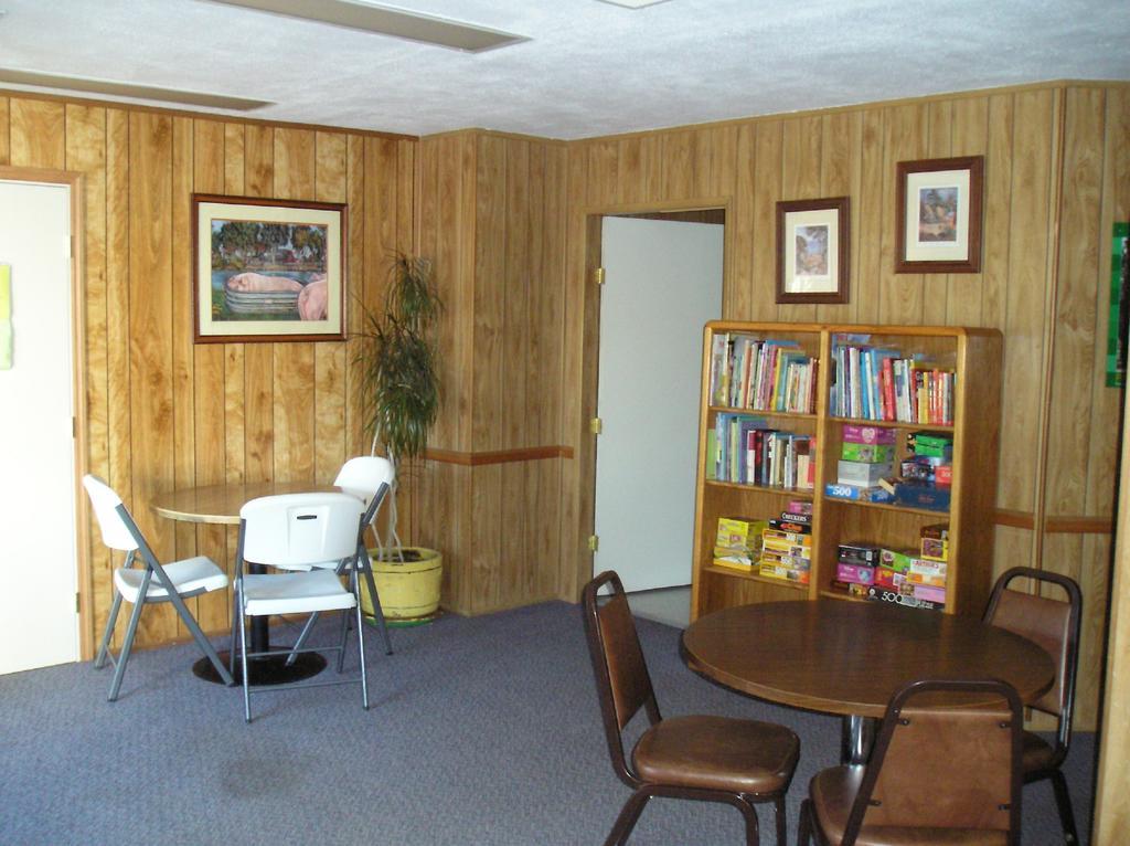 Lake Minden Camping Resort Cottage 2 Nicolaus Exterior photo